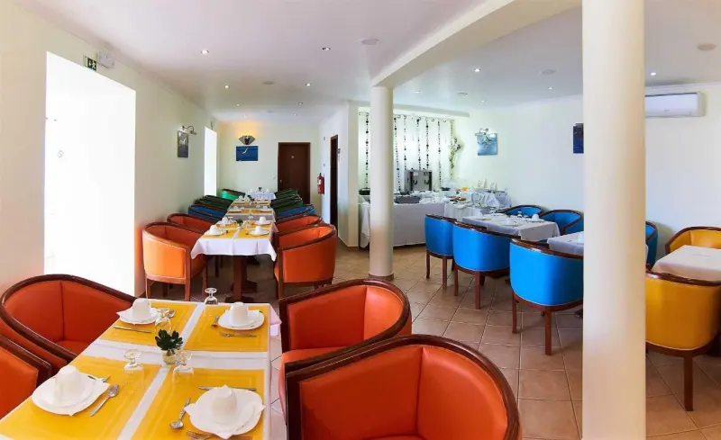 Der Frühstücksraum des Hotels auf Pico